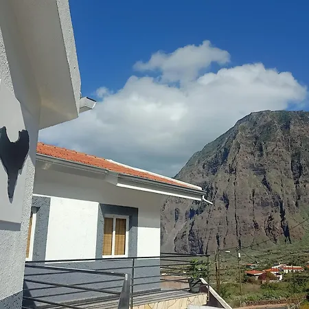 Hierro Frontera Exterior photo
